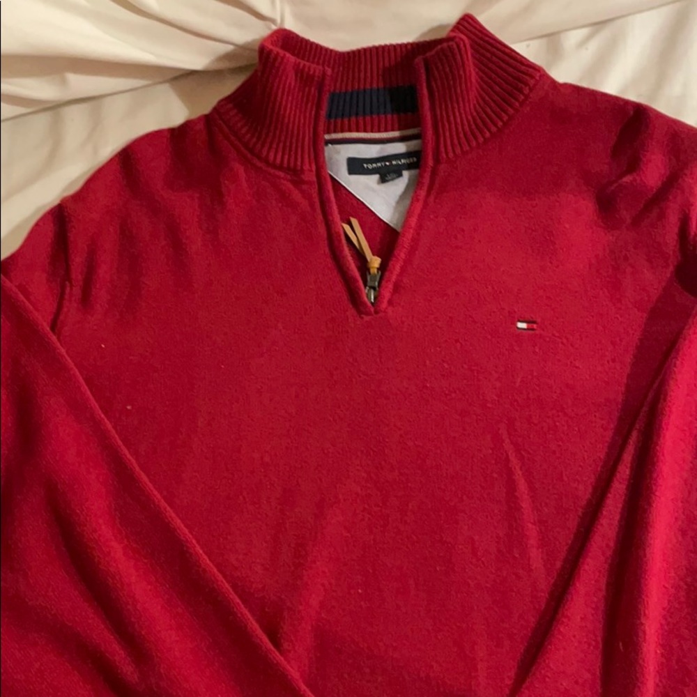 Tommy Hilfiger men’s L 1/4 zip sweater